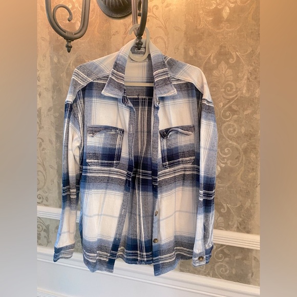 Hollister Blue and White button down - Picture 1 of 3